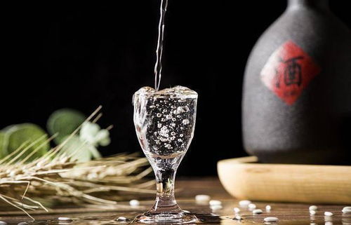 白酒新國標(biāo)今日起正式實(shí)施,酒精調(diào)制和勾兌酒被踢出白酒行列